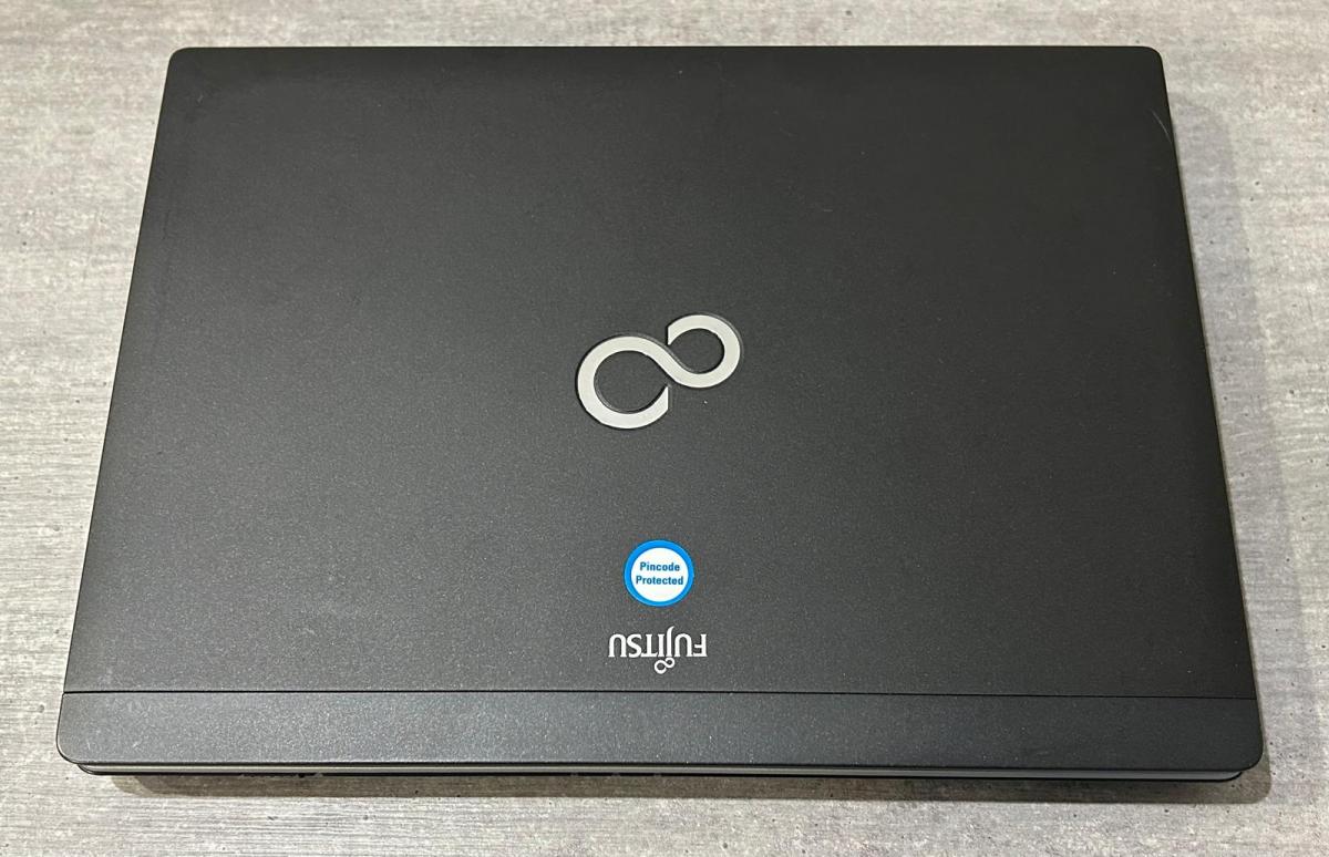 Fujitsu Lifebook P702